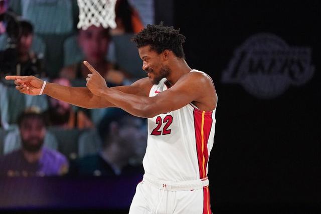 媒体人盛赞中国男篮变化明显 应该与乔帅续约