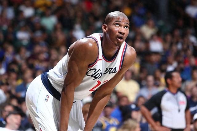 方硕28分首钢力克广州 崔永熙23+7李炎哲14分