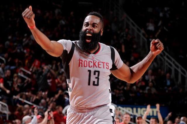 日媒：中国男性媒体人偷拍日本电视台采访被警告